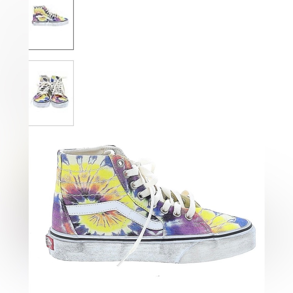 Vans Tye dye sneakers Brand New.!! womens size 7 1/2.